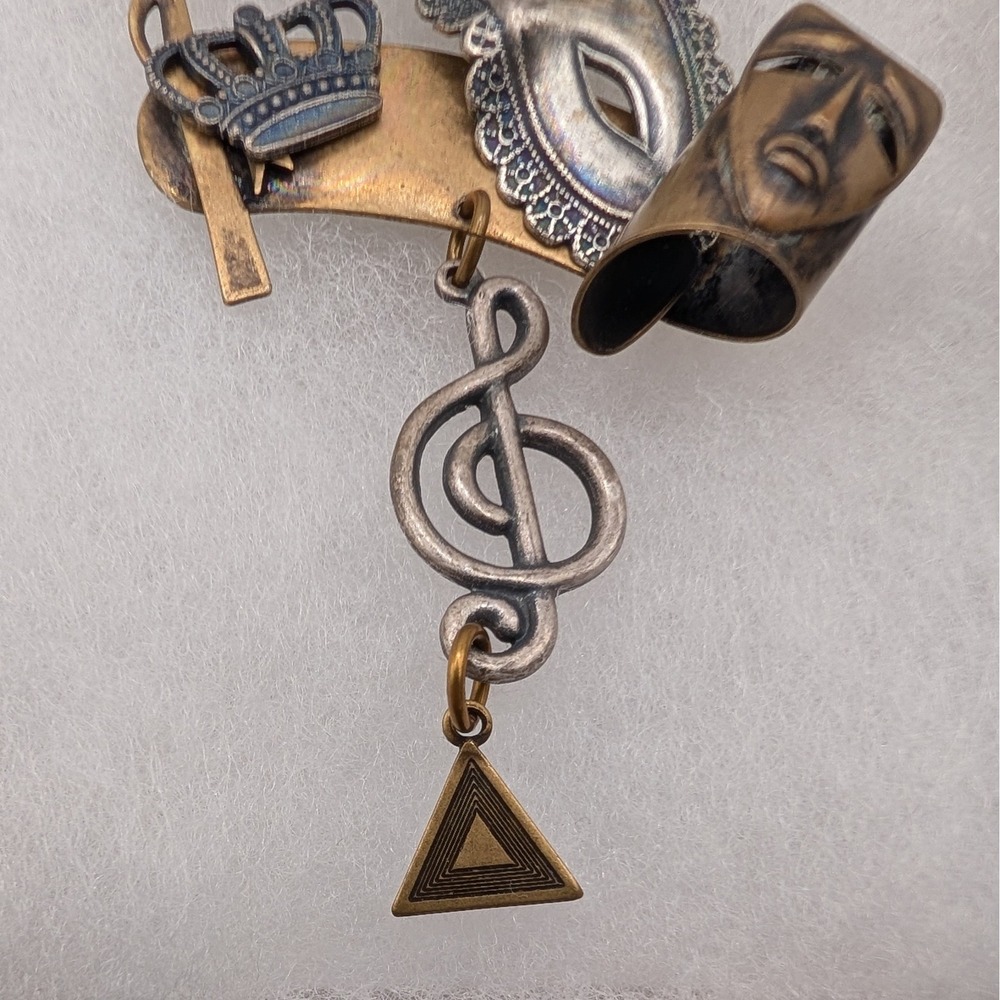 Susan L Richardson Brooch Womens Gold Silver Mask Music Theater 1996 Vintage - Picture 4 of 8